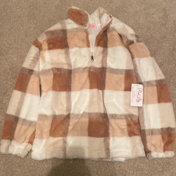 Pink Lily Flannel Pullover - Picture 1 of 3